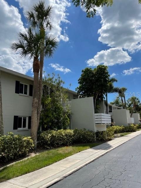 Image 12 of 14 For 2304 Ringling Boulevard 214