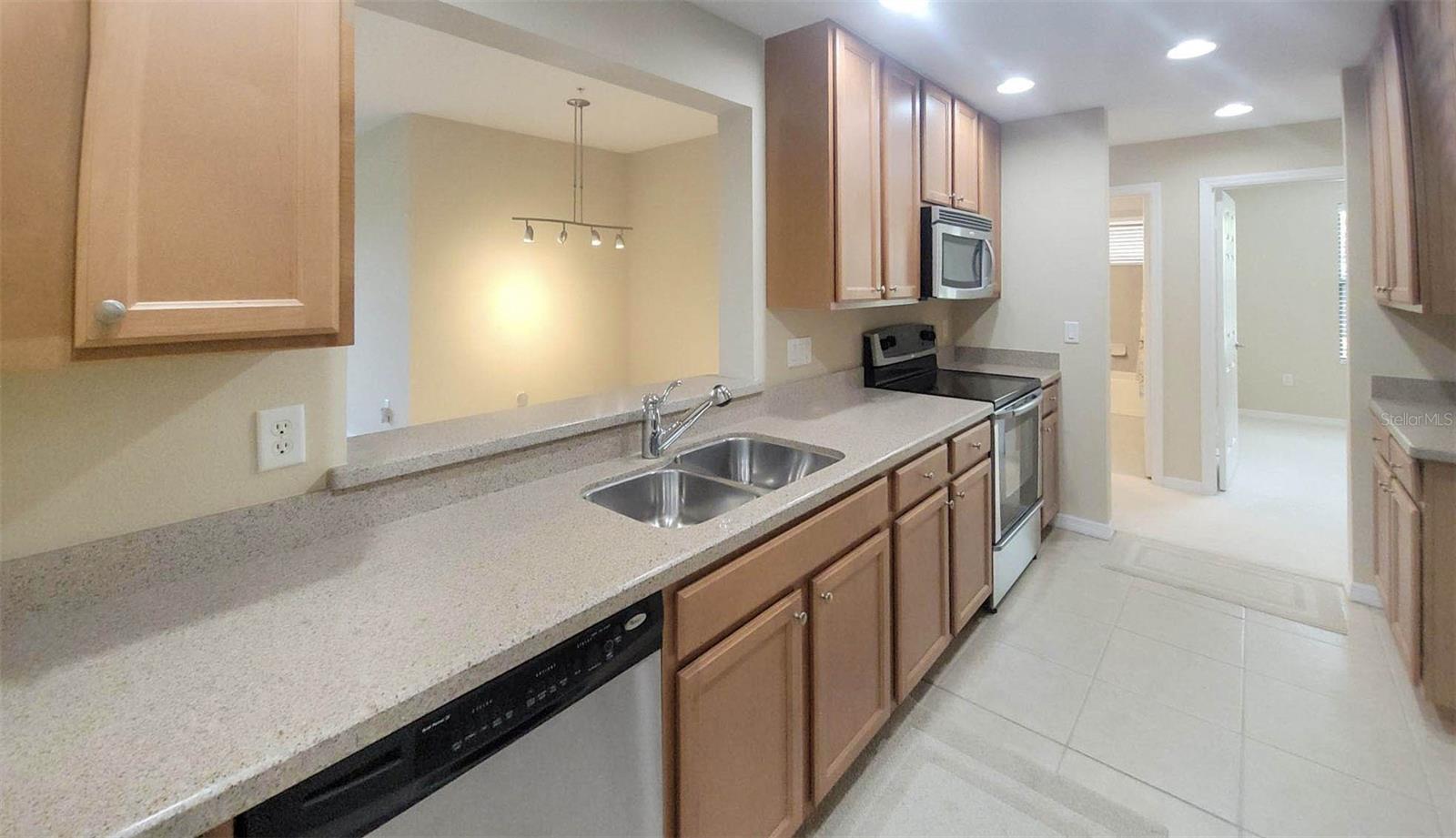Image 12 of 21 For 7222 Hamilton Road