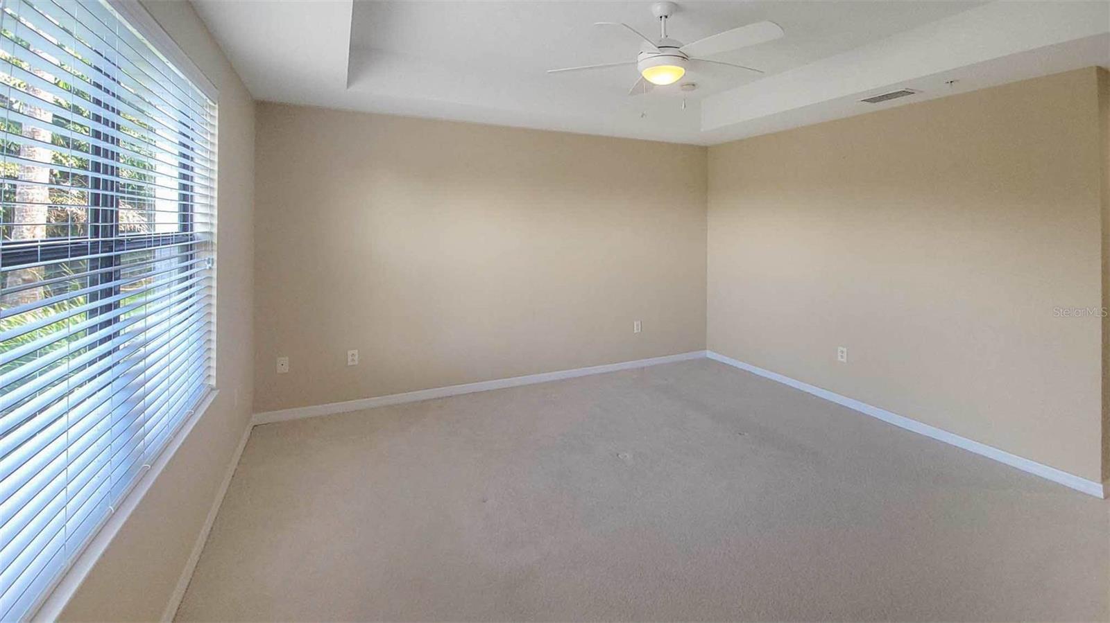 Image 16 of 21 For 7222 Hamilton Road