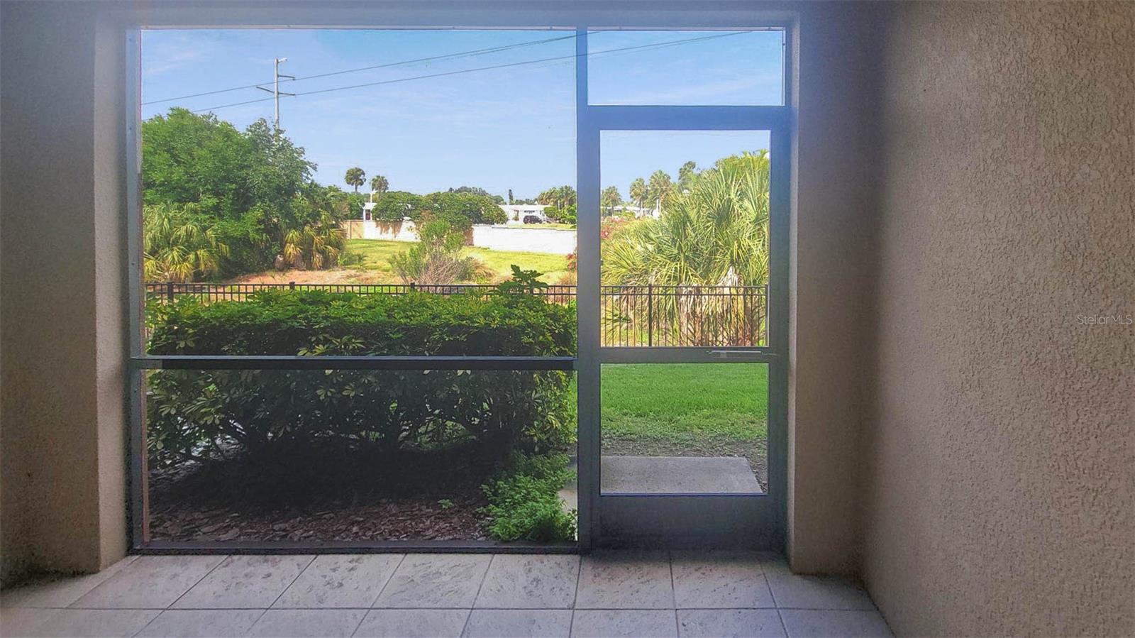 Image 18 of 21 For 7222 Hamilton Road