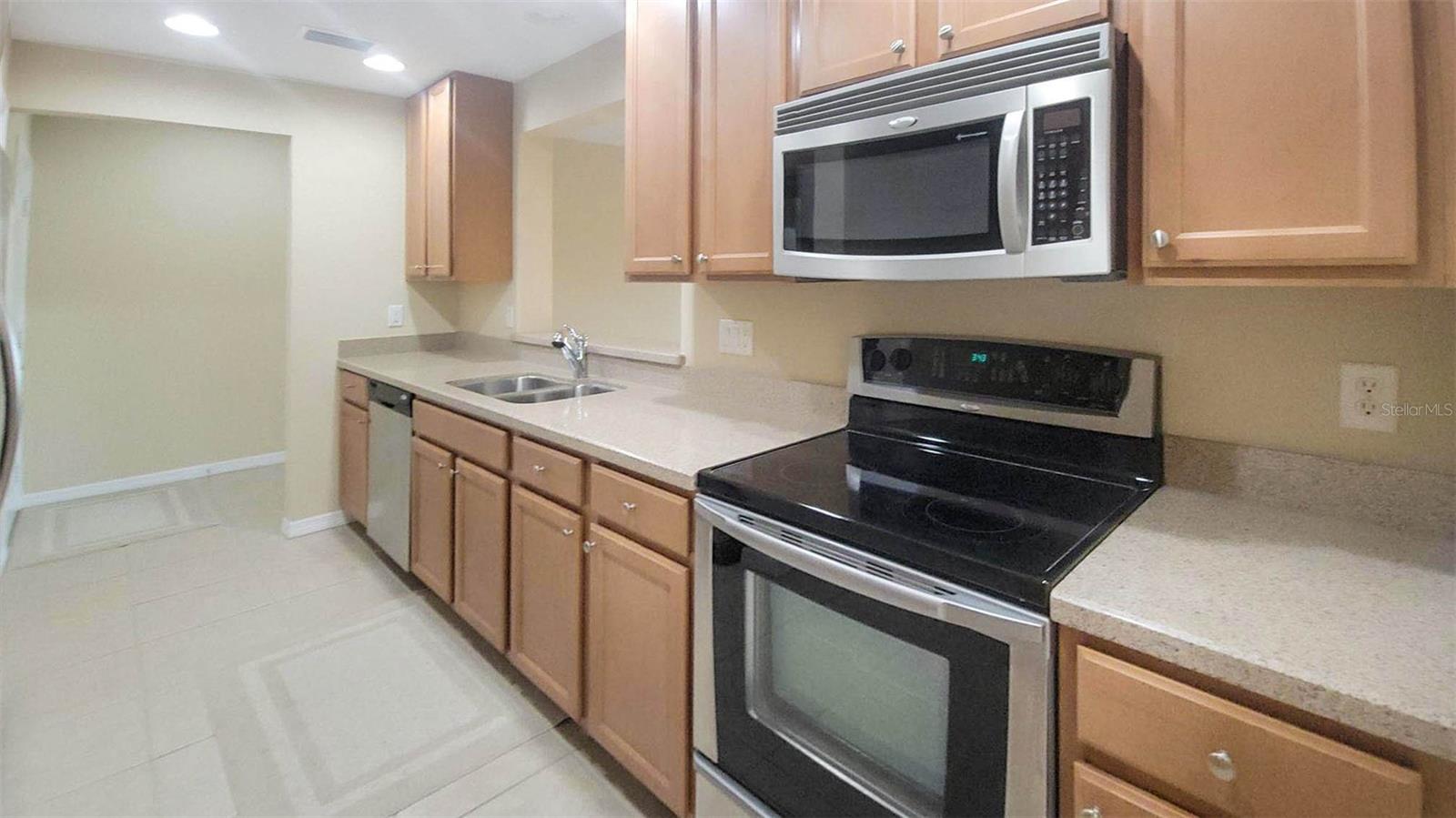 Image 7 of 21 For 7222 Hamilton Road