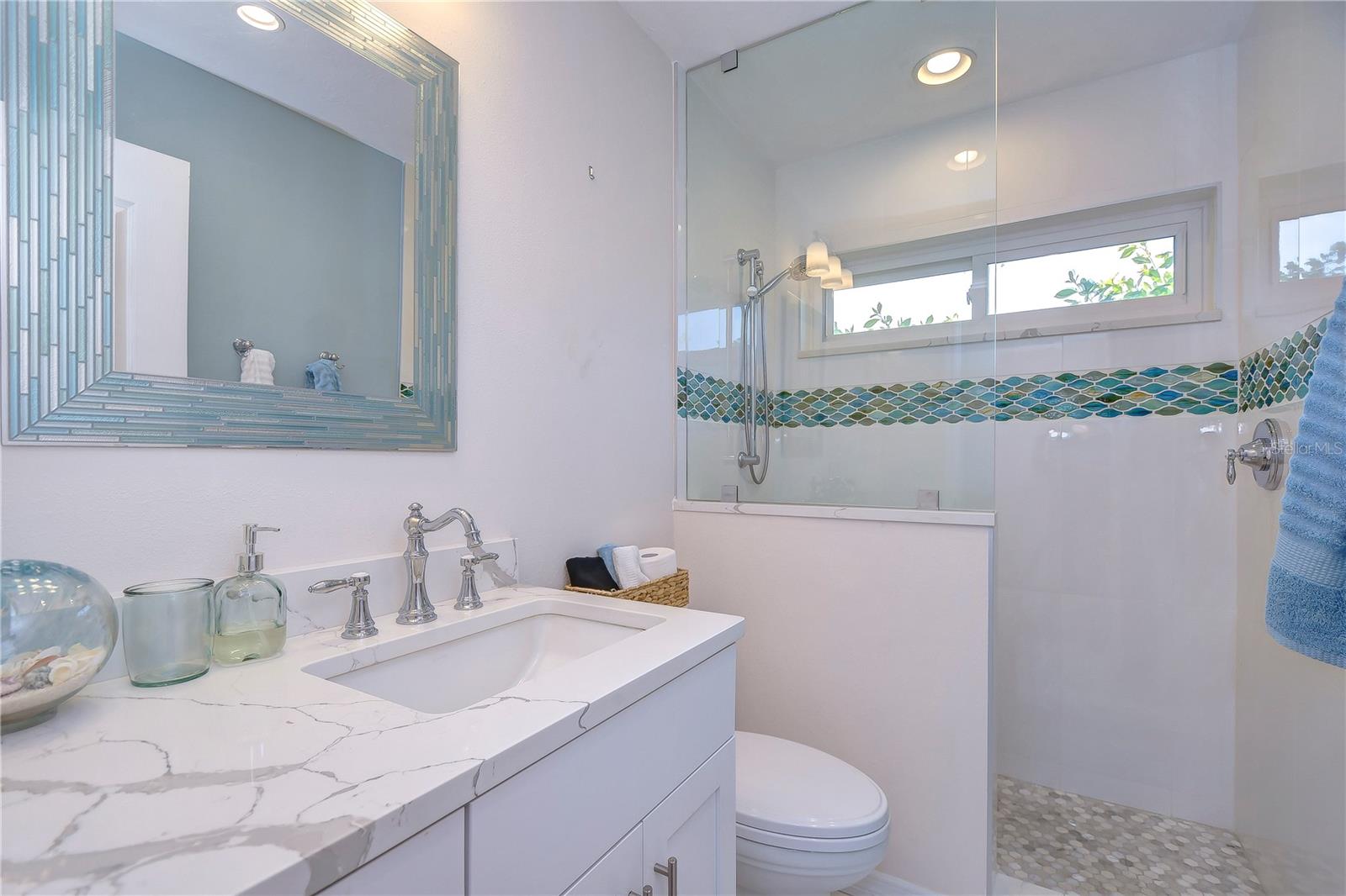 Image 15 of 22 For 6405 16th Avenue Drive W