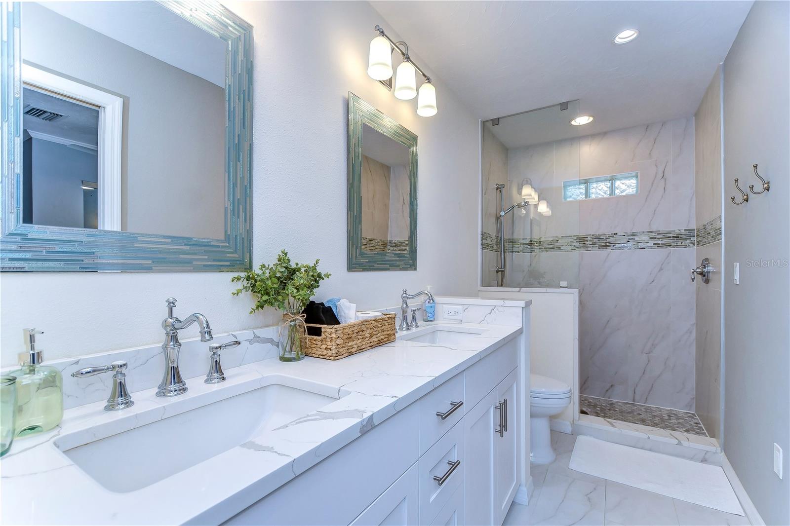 Image 7 of 22 For 6405 16th Avenue Drive W