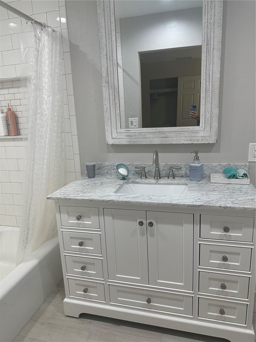 Image 13 of 26 For 2628 Grand Cayman Street