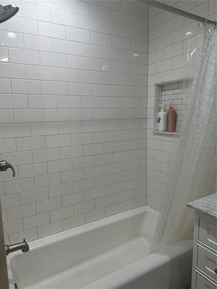 Image 14 of 26 For 2628 Grand Cayman Street