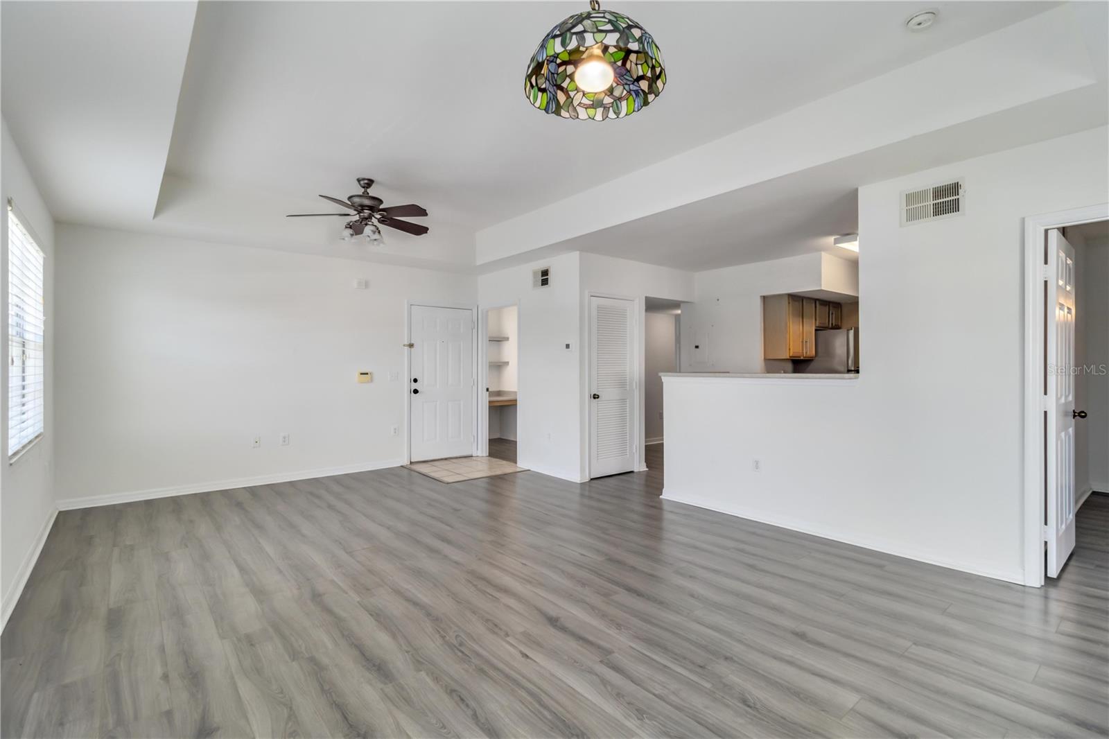 Image 6 of 41 For 1010 Villagio Circle 203