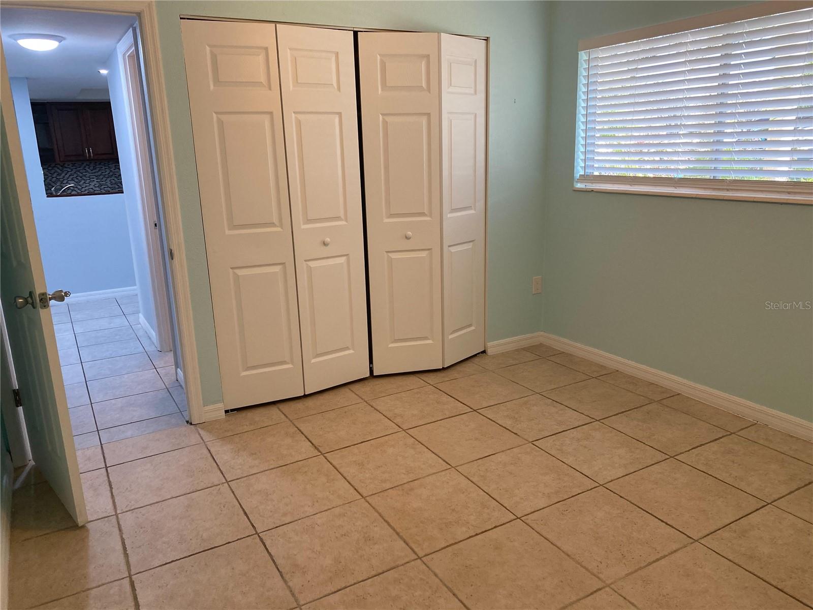 Image 18 of 23 For 3606 Beneva Road 502