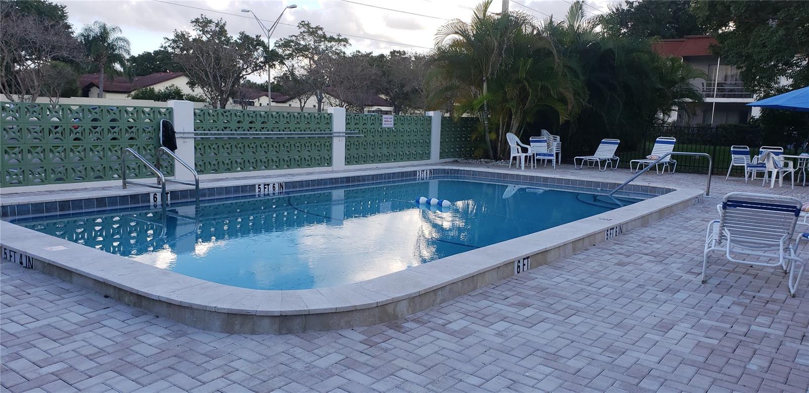 Image 21 of 23 For 3606 Beneva Road 502