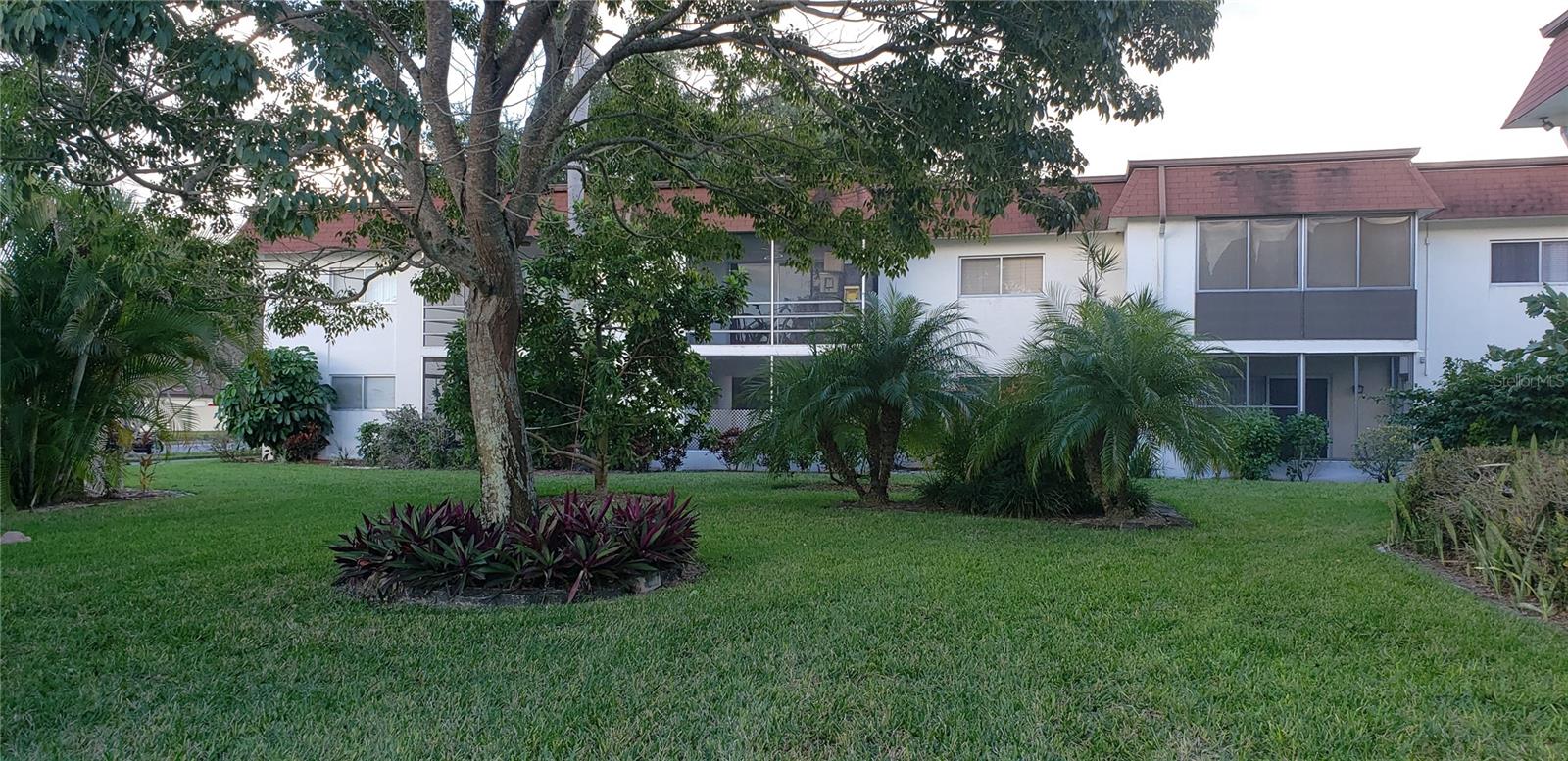 Image 3 of 23 For 3606 Beneva Road 502