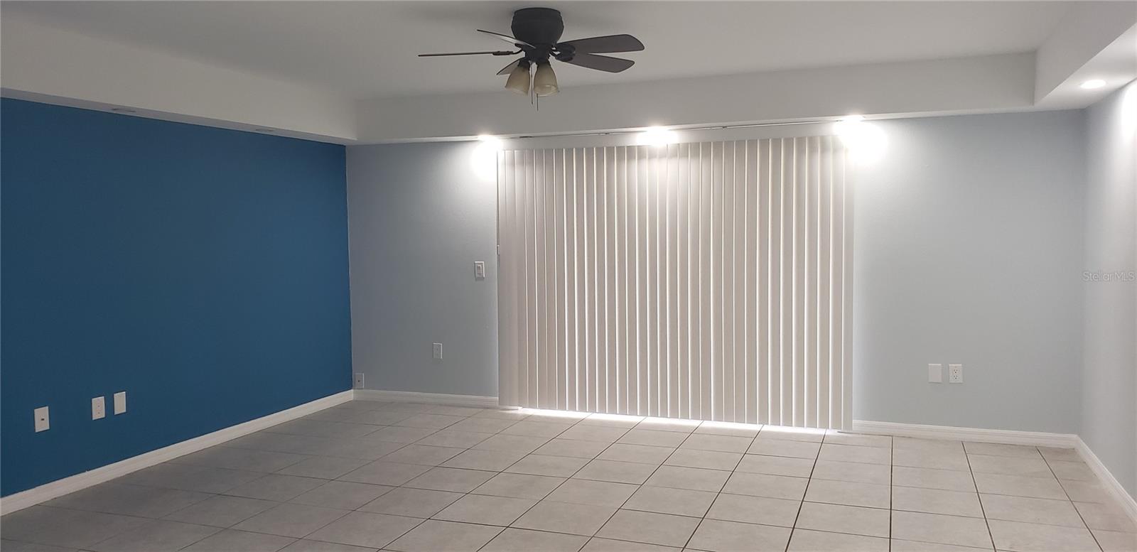Image 9 of 23 For 3606 Beneva Road 502