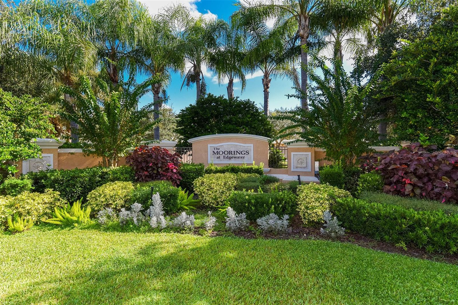 Image 28 of 49 For 6552 Moorings Point Circle 201