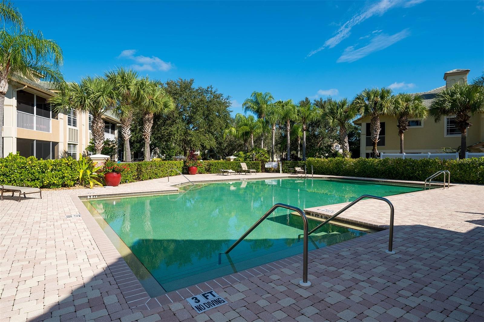 Image 35 of 49 For 6552 Moorings Point Circle 201