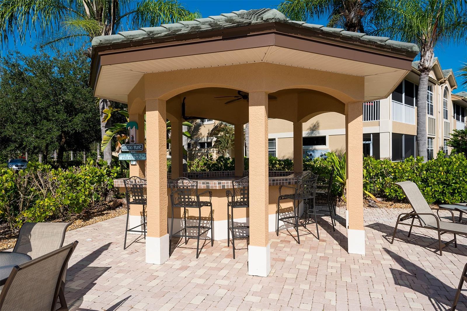Image 38 of 49 For 6552 Moorings Point Circle 201