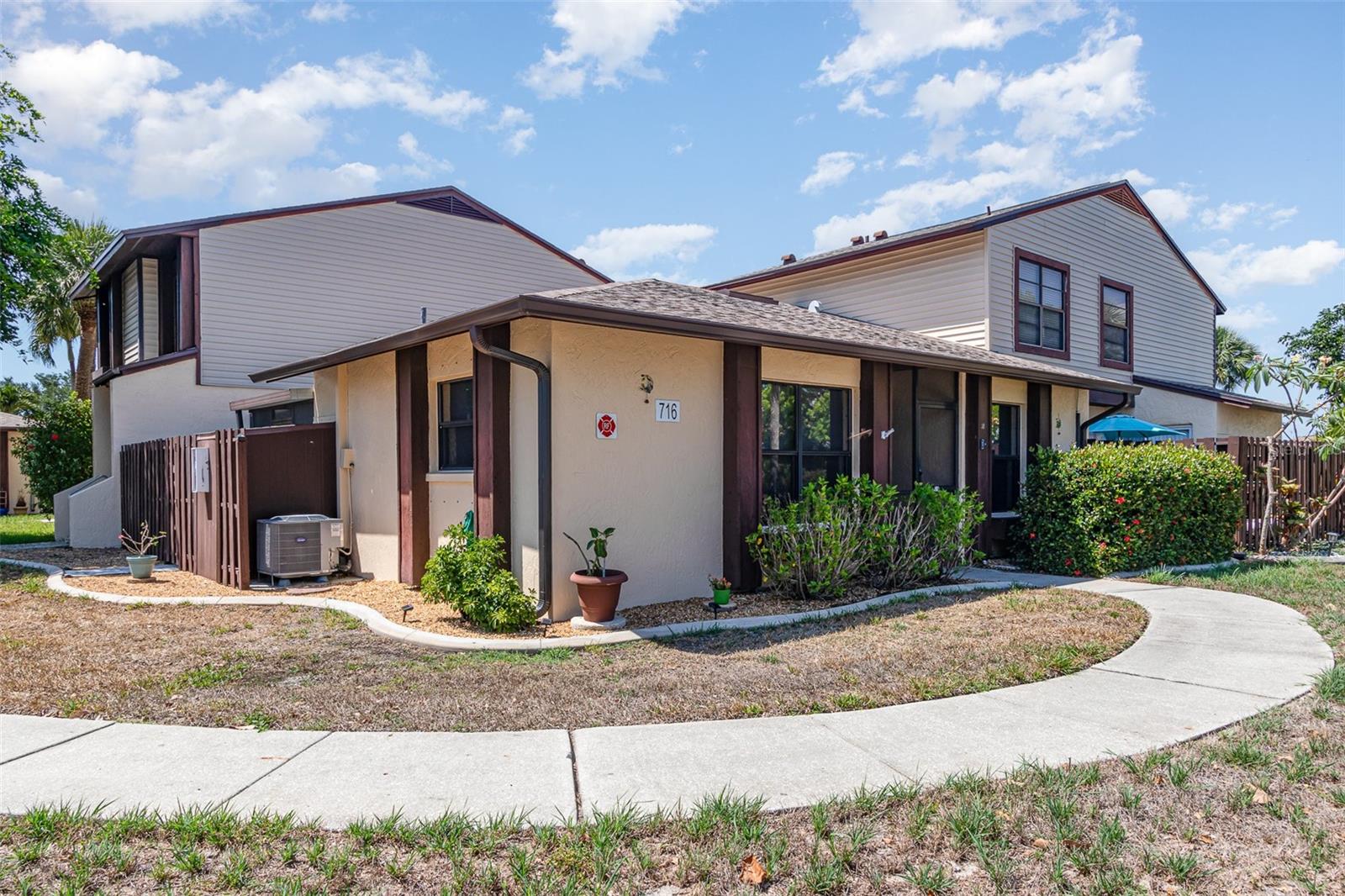 Details for 716 12th Court 31, CAPE CORAL, FL 33990