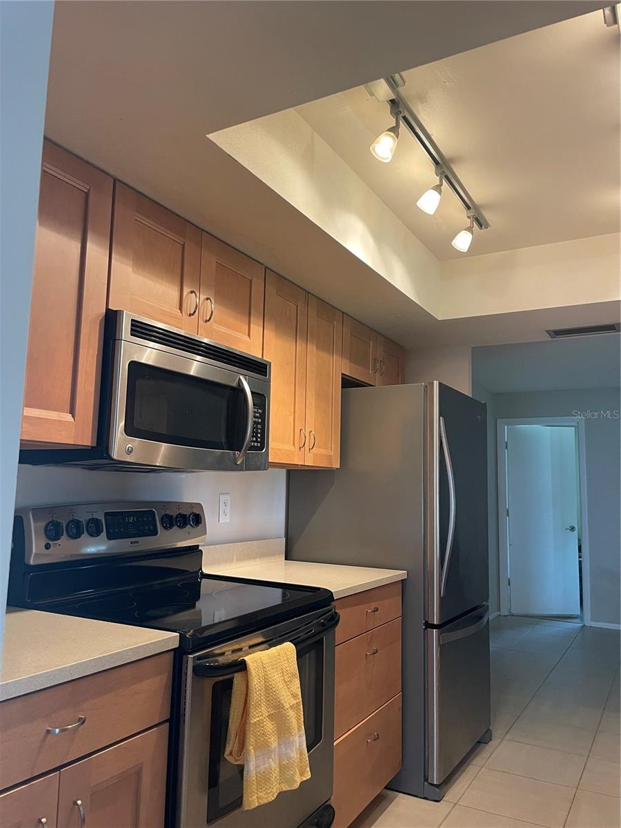 Image 10 of 21 For 48 Dade Avenue