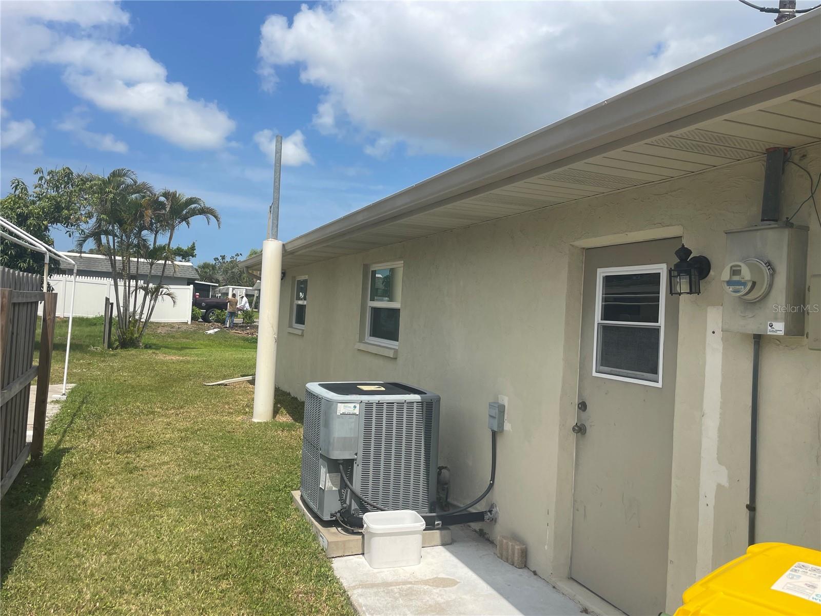 Image 2 of 21 For 48 Dade Avenue