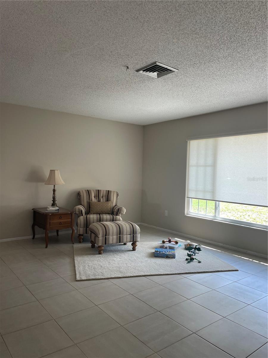 Image 7 of 21 For 48 Dade Avenue