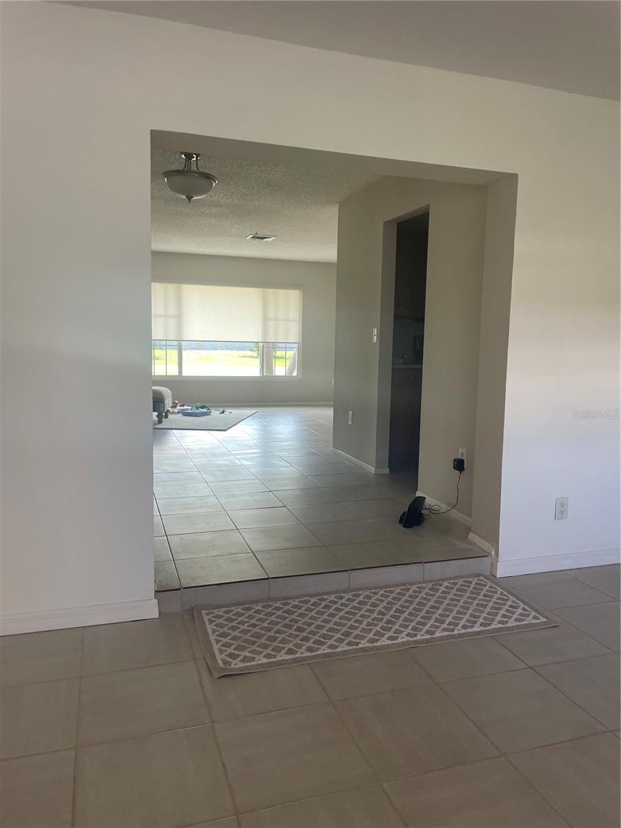 Image 8 of 21 For 48 Dade Avenue