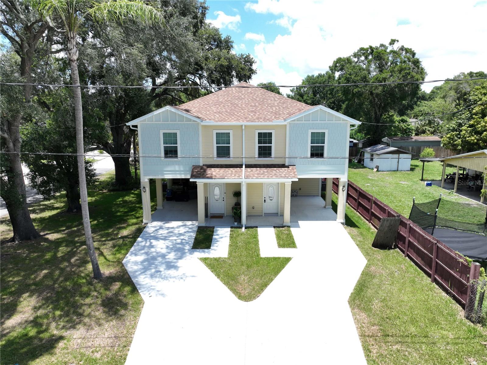 Listing photo id 63 for 4209 Woodlawn Avenue