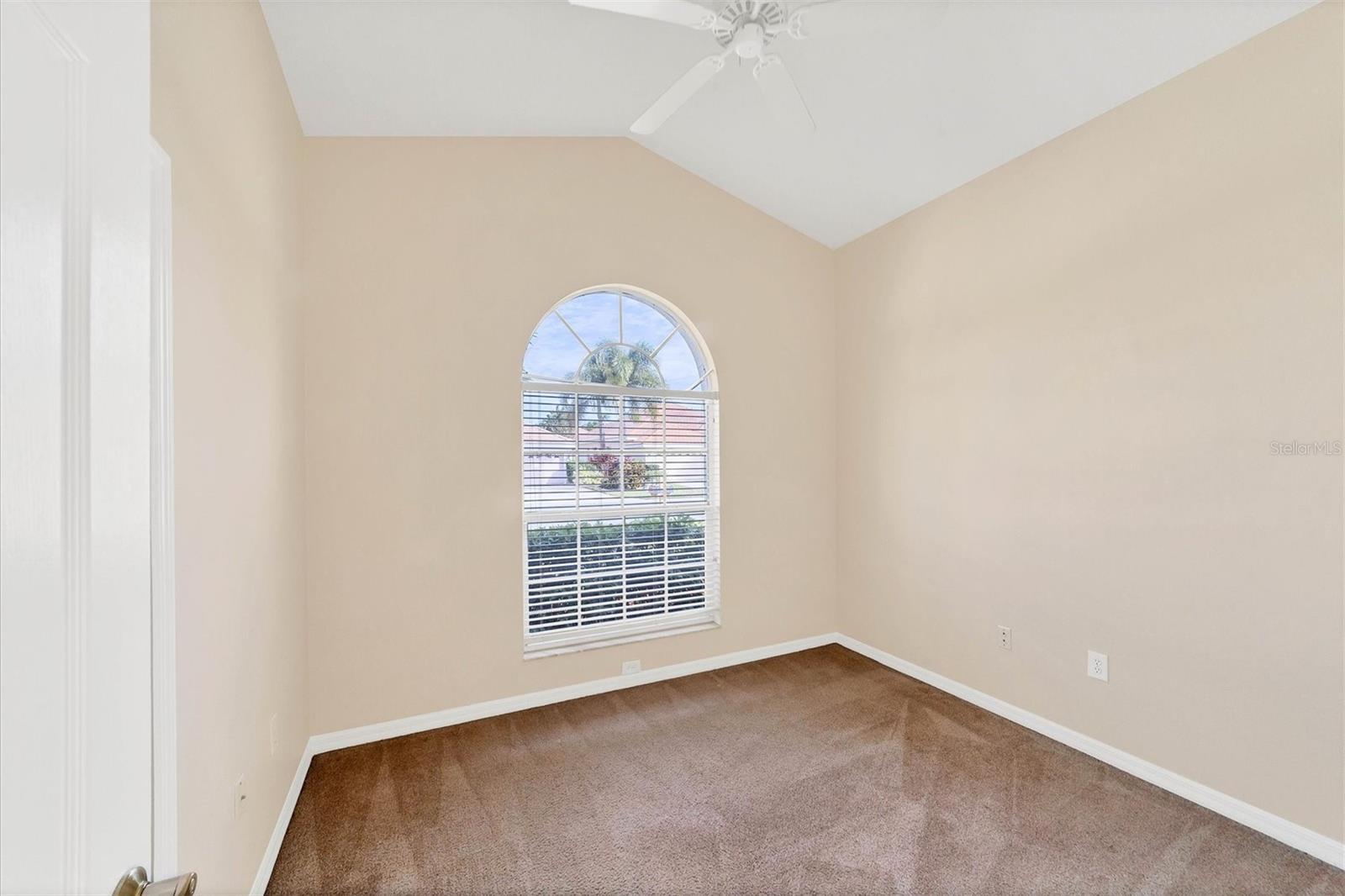Image 18 of 39 For 6006 Chaparral Avenue