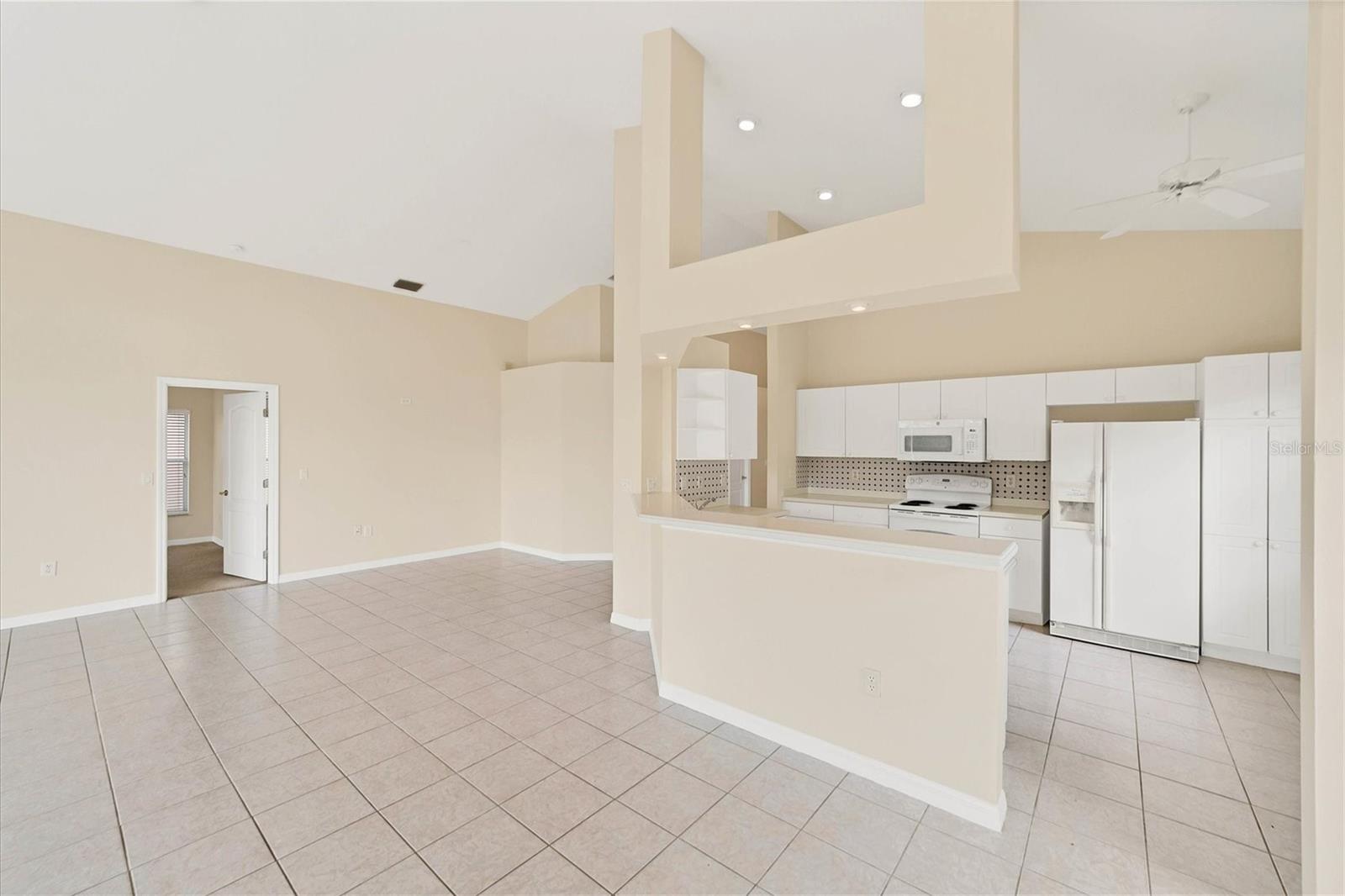 Image 7 of 39 For 6006 Chaparral Avenue
