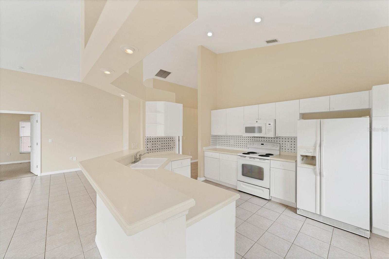 Image 8 of 39 For 6006 Chaparral Avenue