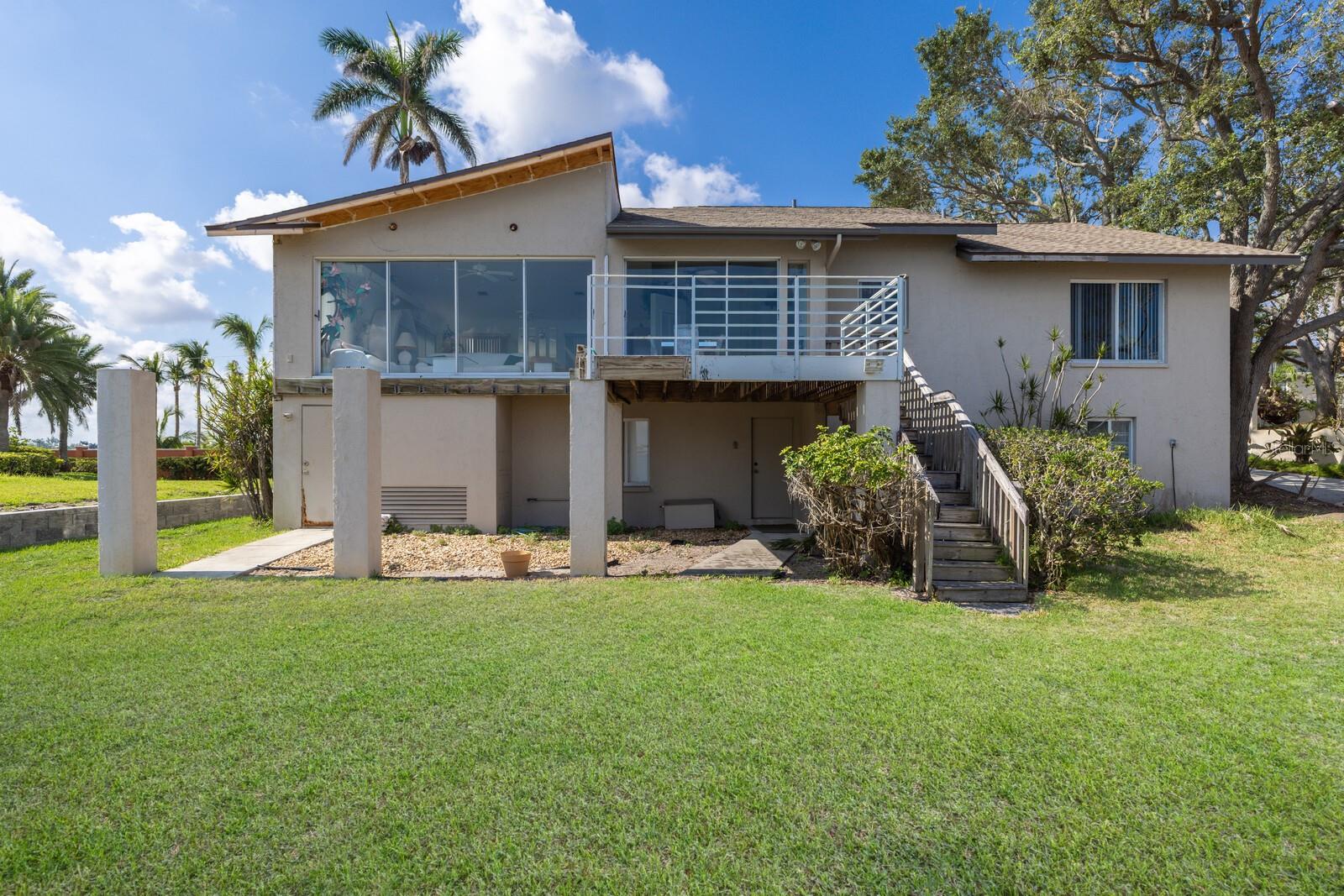 Image 10 of 28 For 5912 Riverview Lane