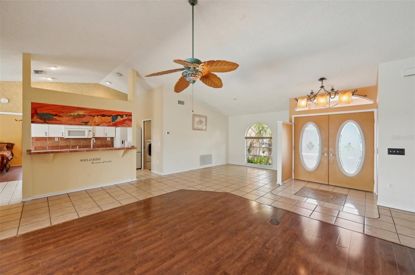 Image 10 of 70 For 321 Sorrento Drive