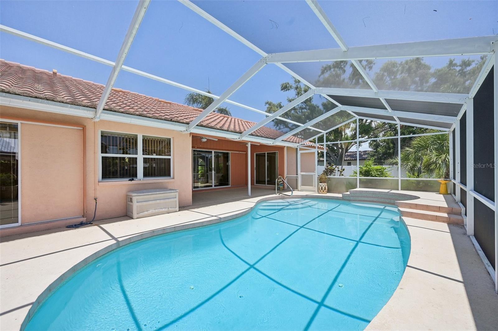 Image 38 of 70 For 321 Sorrento Drive