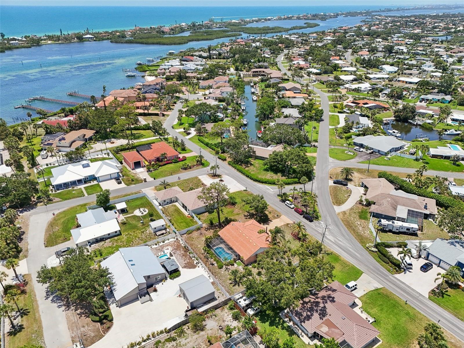 Image 51 of 70 For 321 Sorrento Drive