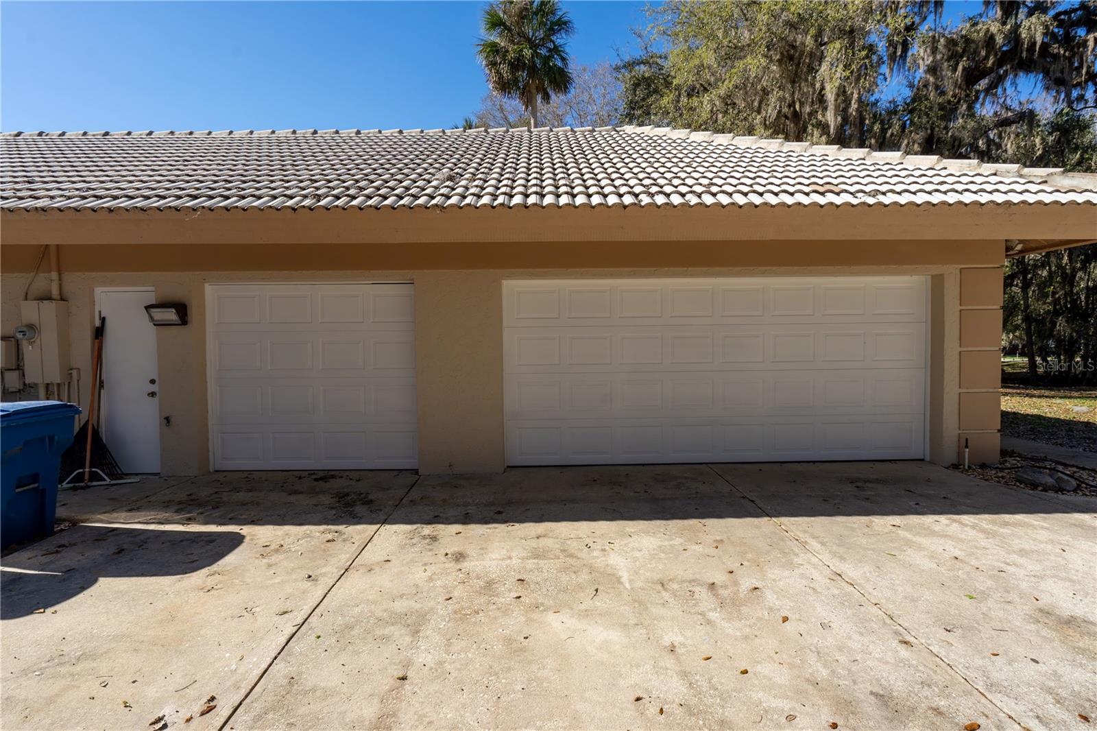 Image 3 of 39 For 1695 Horseshoe Road