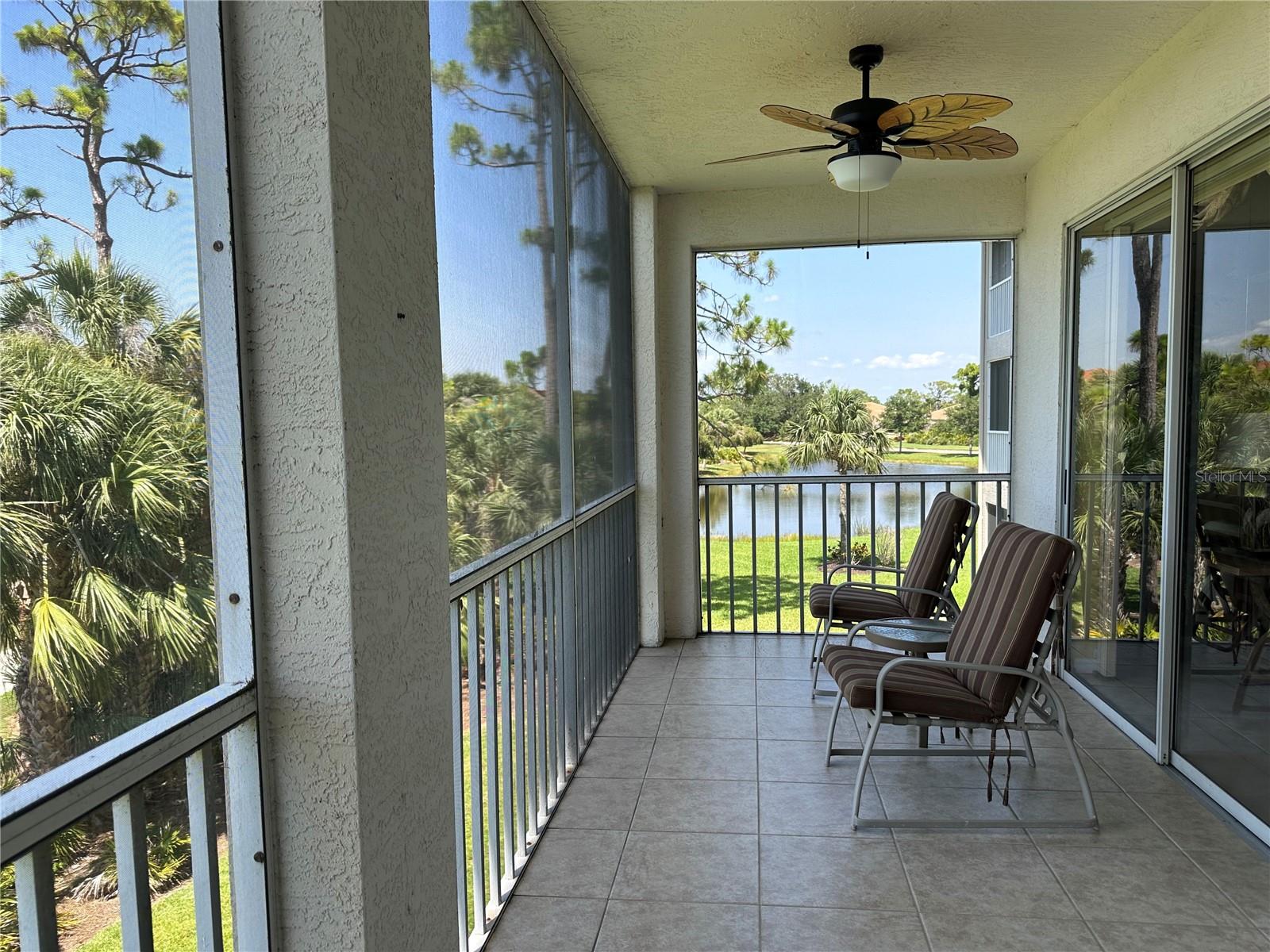 Image 16 of 21 For 9610 Club South Circle 4207
