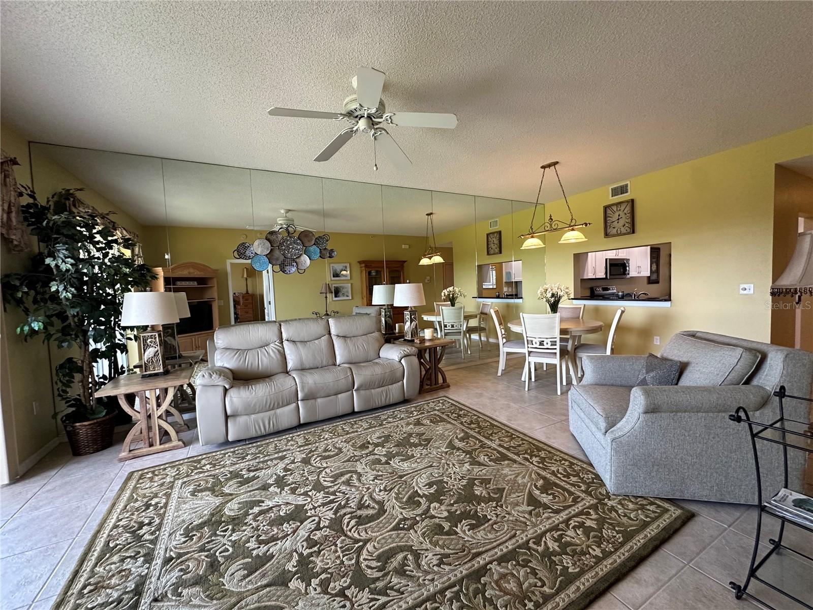 Image 6 of 21 For 9610 Club South Circle 4207