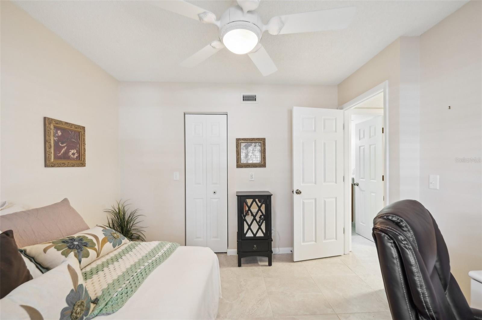 Image 26 of 34 For 1170 Bird Bay Way 206