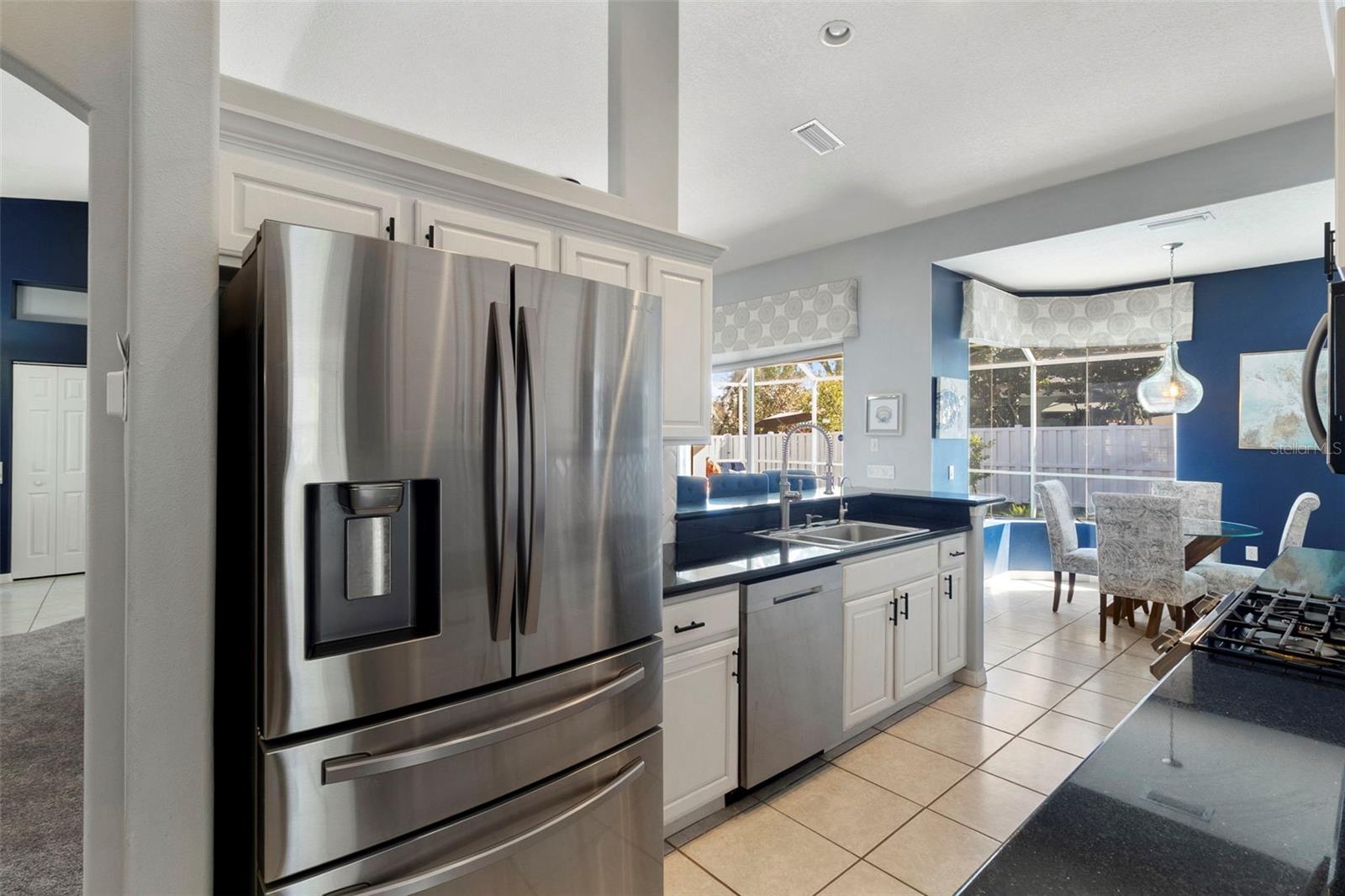 Image 14 of 49 For 10490 Old Grove Circle