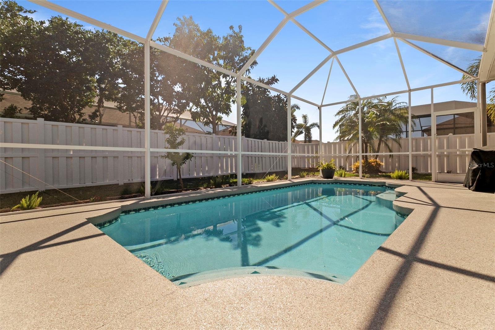 Image 36 of 49 For 10490 Old Grove Circle