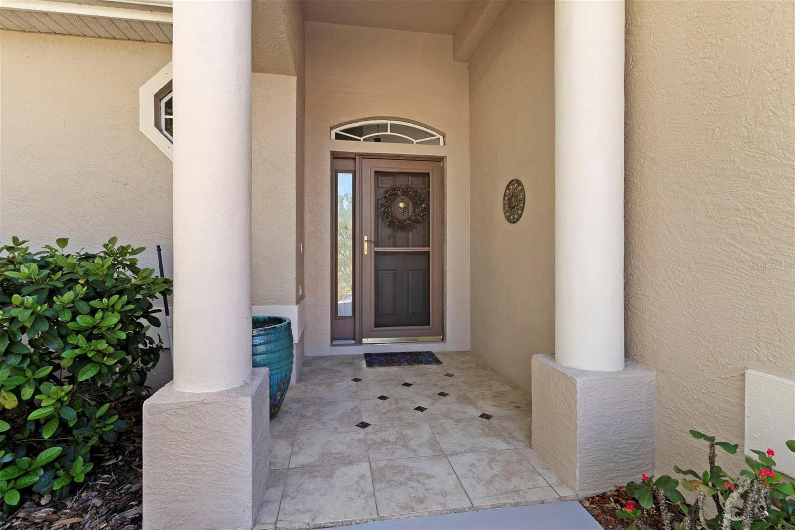 Image 6 of 49 For 10490 Old Grove Circle