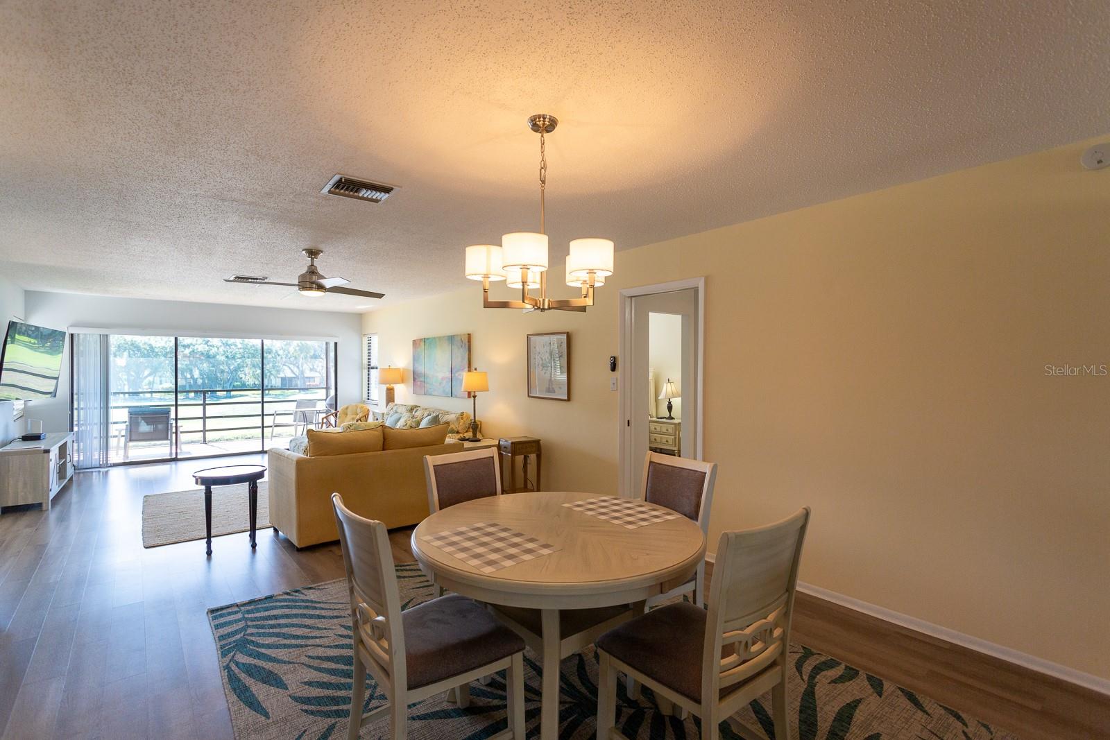 Image 10 of 49 For 5630 Golf Pointe Drive 206