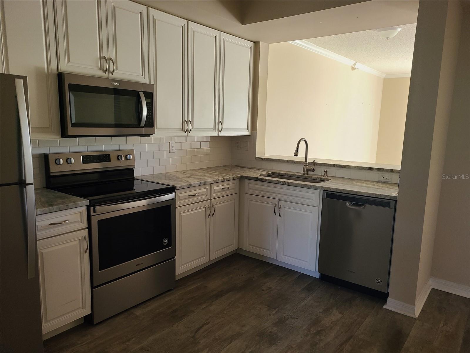 Image 22 of 25 For 5711 Bentgrass Drive 19-204