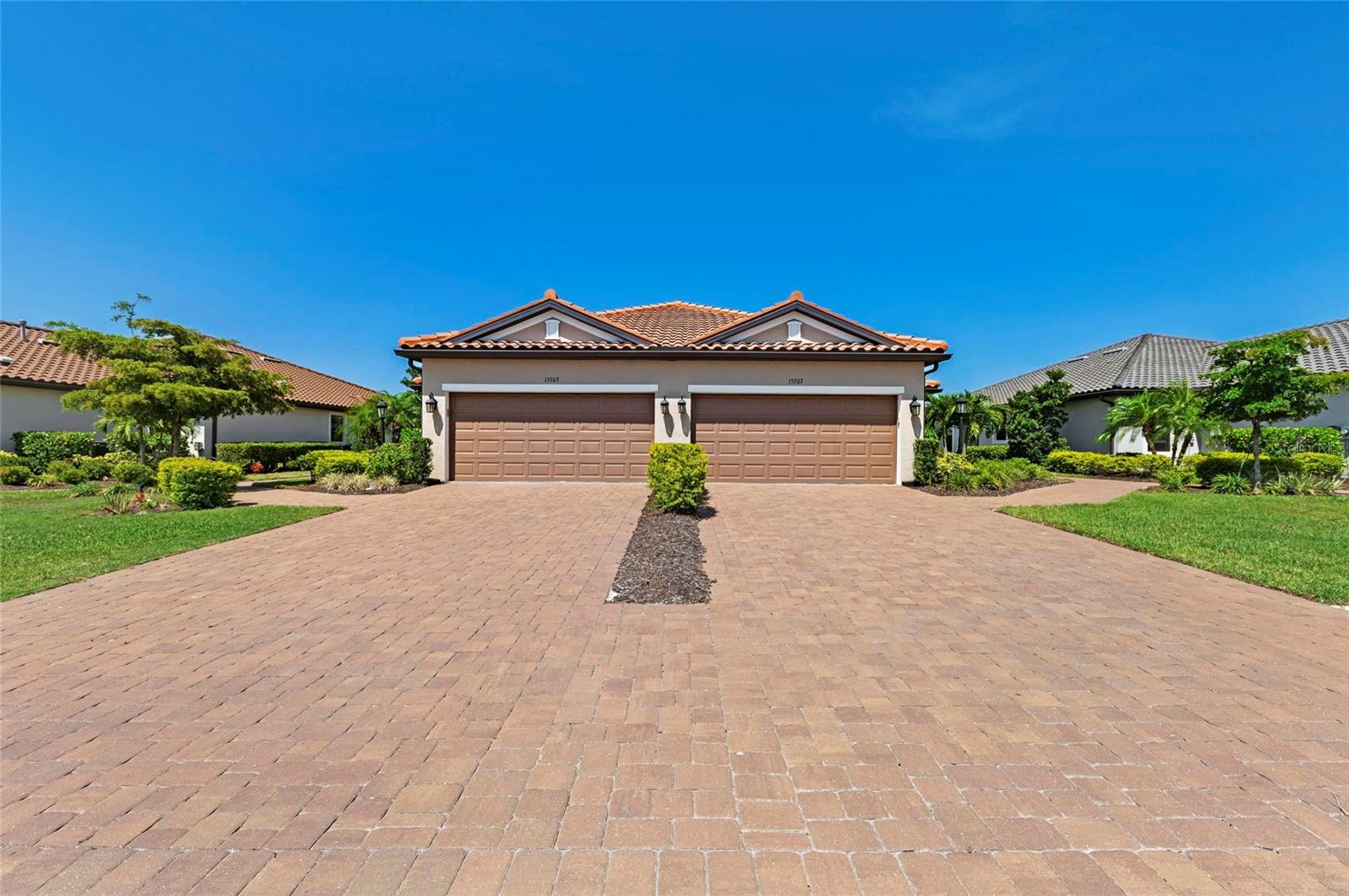 Image 13 of 81 For 15707 Sacile Lane