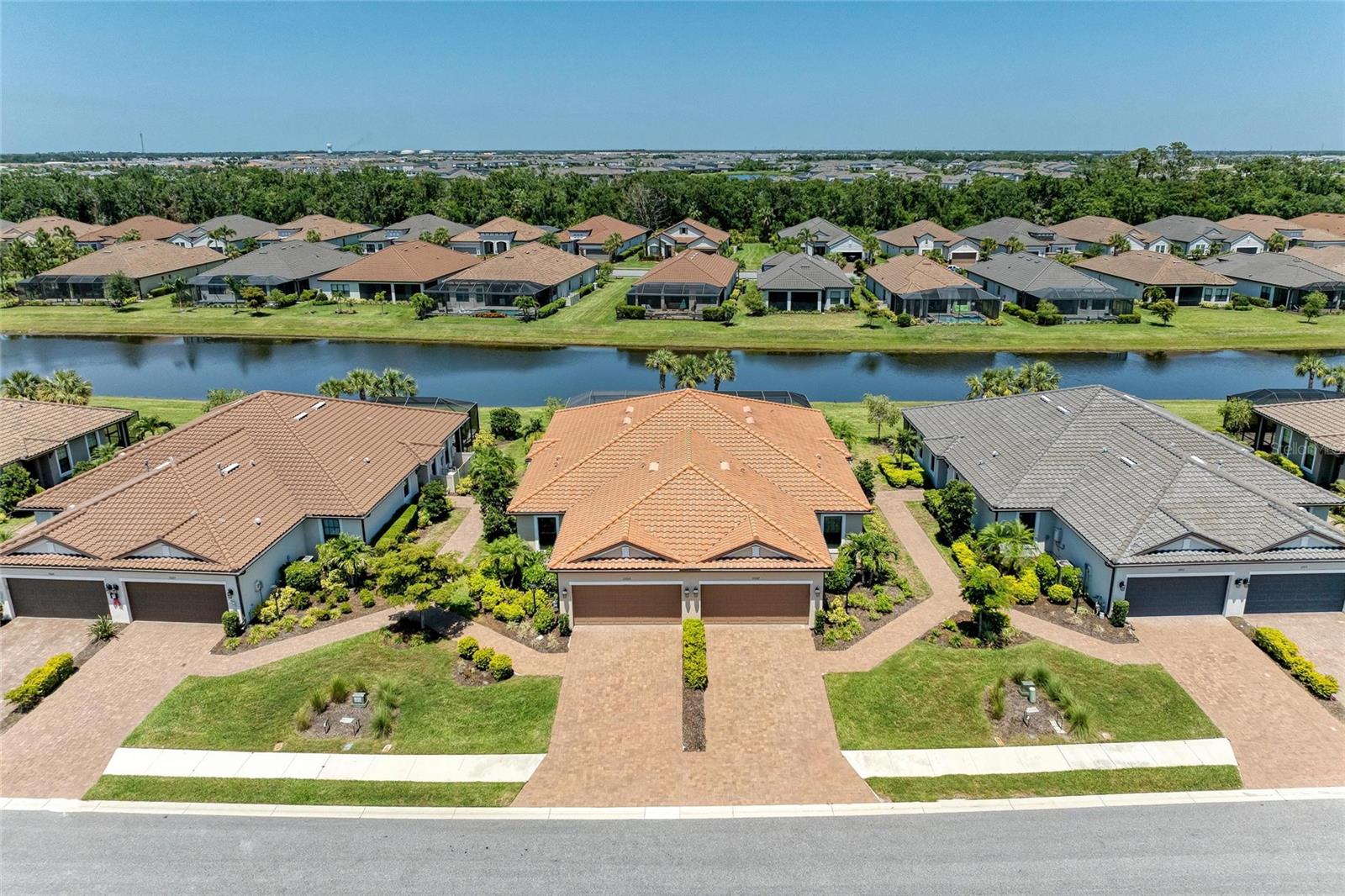 Image 15 of 81 For 15707 Sacile Lane