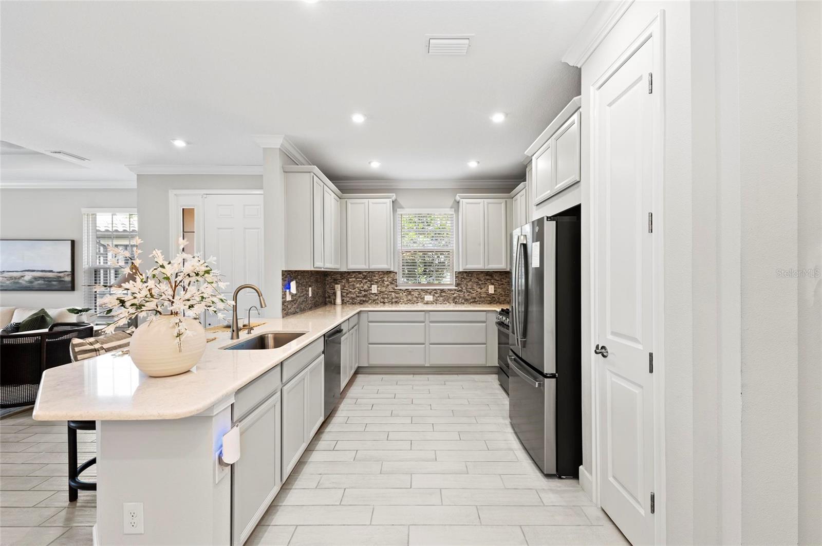 Image 21 of 81 For 15707 Sacile Lane