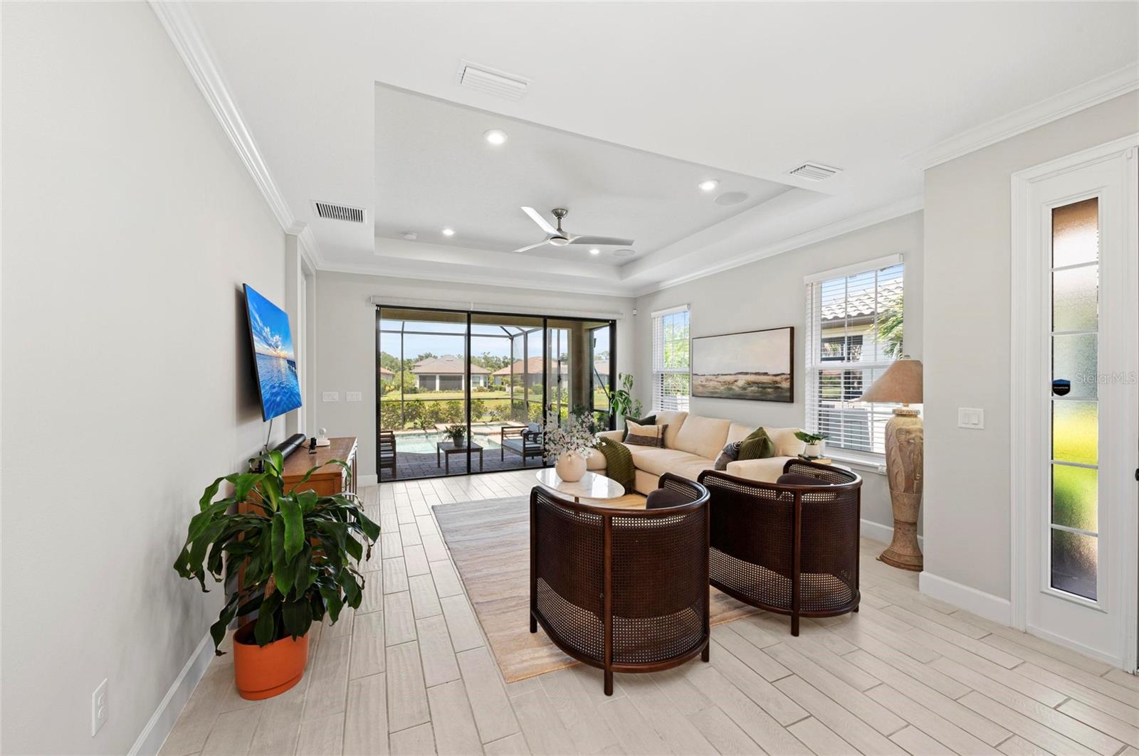 Image 24 of 81 For 15707 Sacile Lane