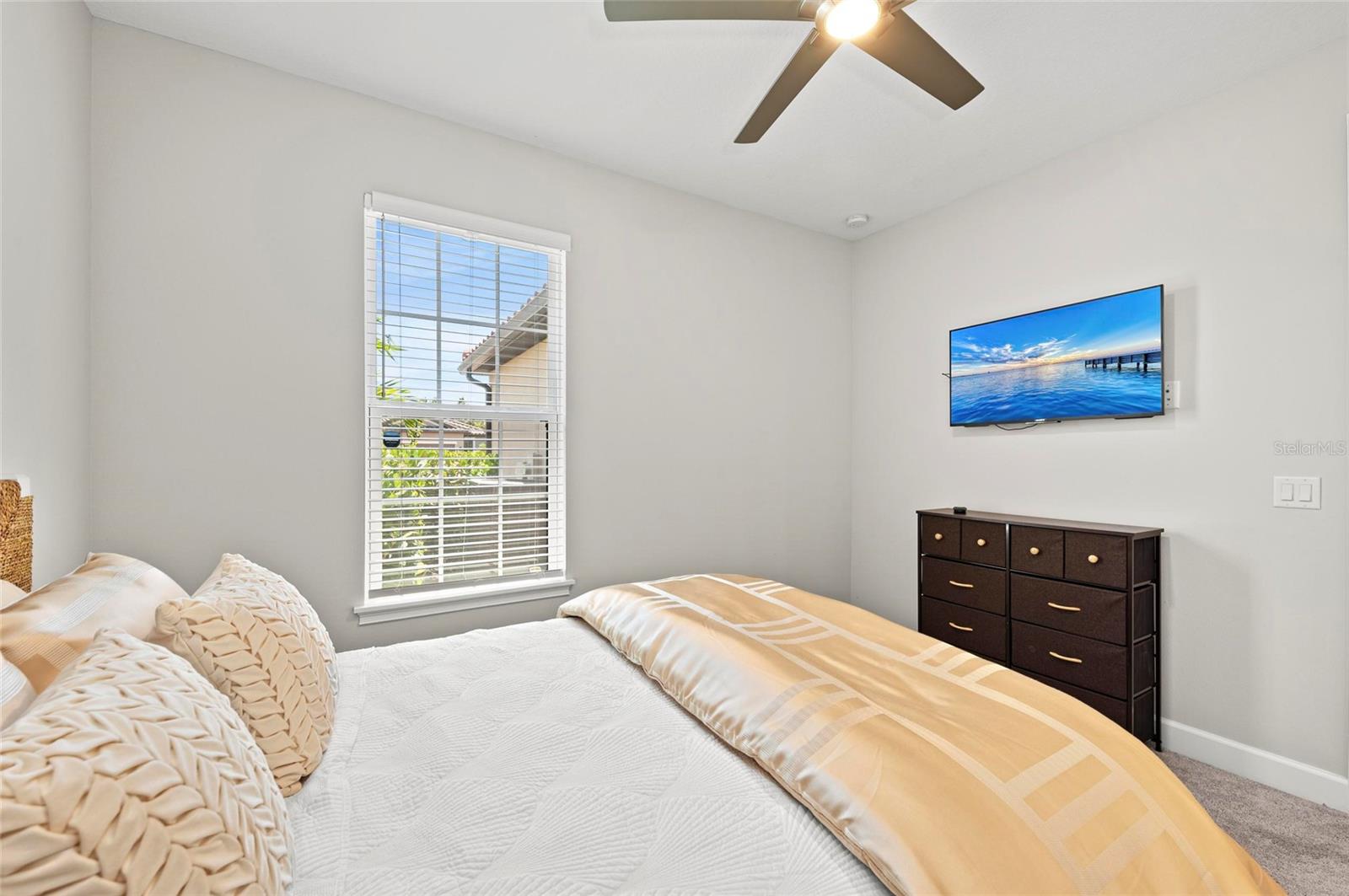 Image 45 of 81 For 15707 Sacile Lane