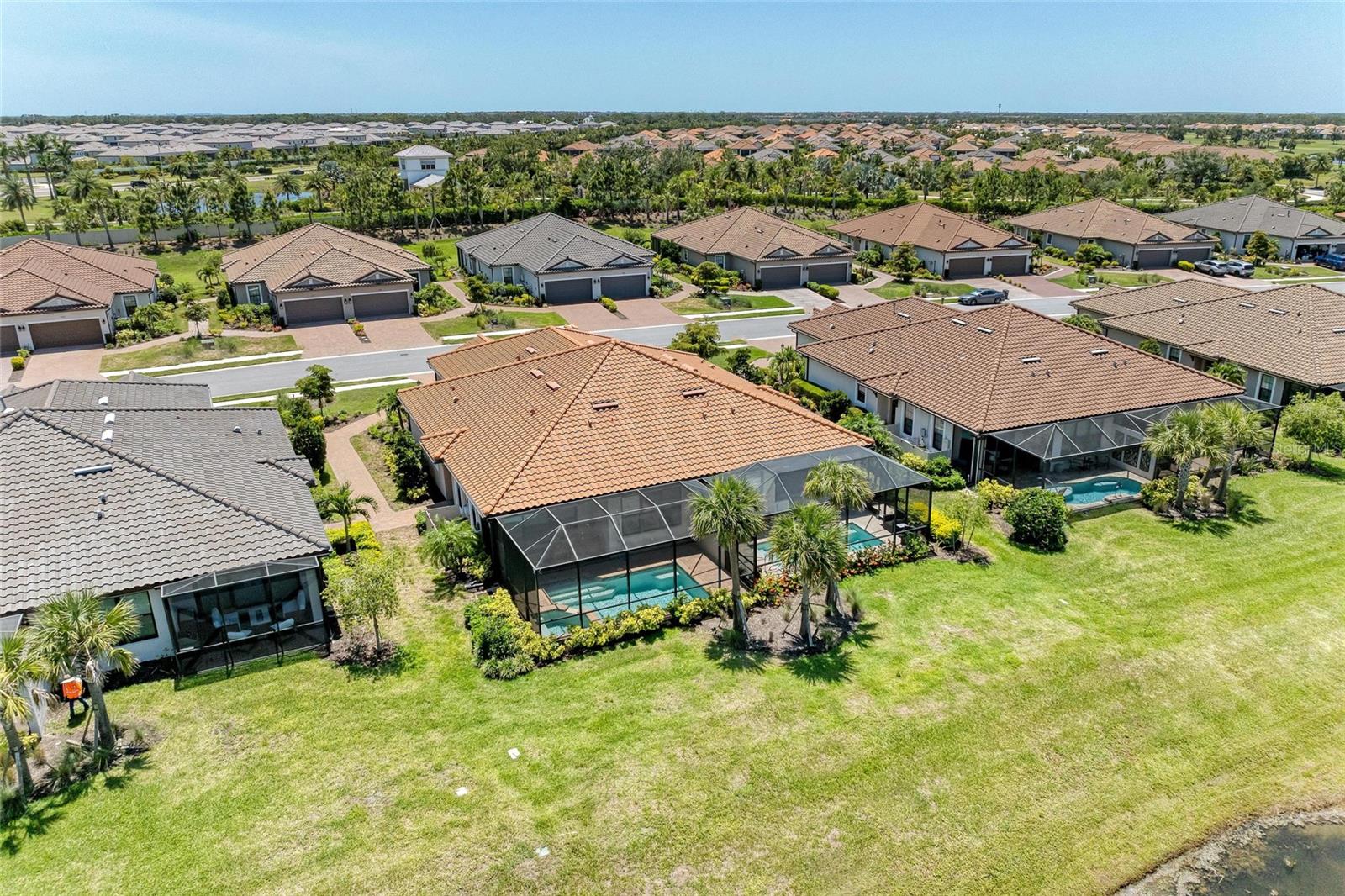 Image 64 of 81 For 15707 Sacile Lane