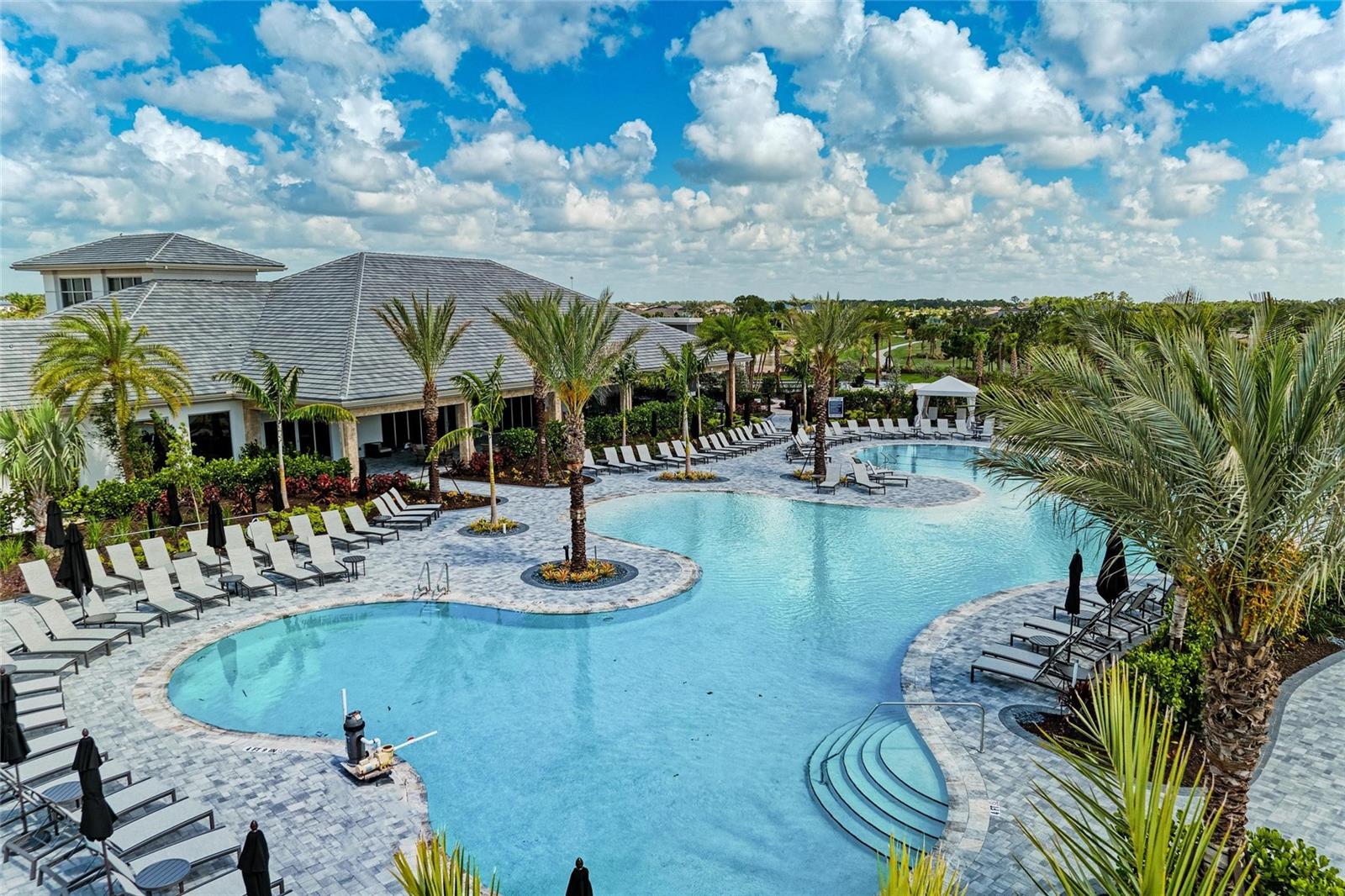 Image 69 of 81 For 15707 Sacile Lane