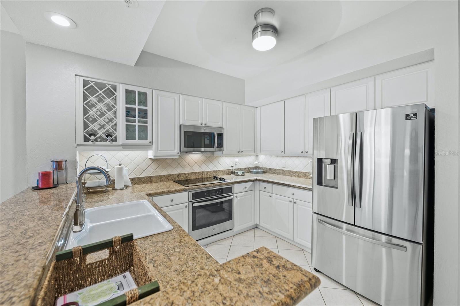 Image 11 of 40 For 1280 Dolphin Bay Way 204