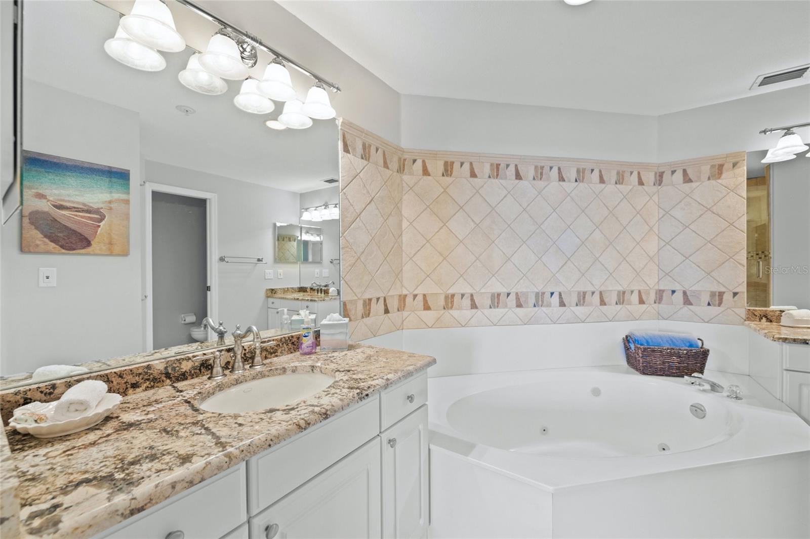 Image 20 of 40 For 1280 Dolphin Bay Way 204