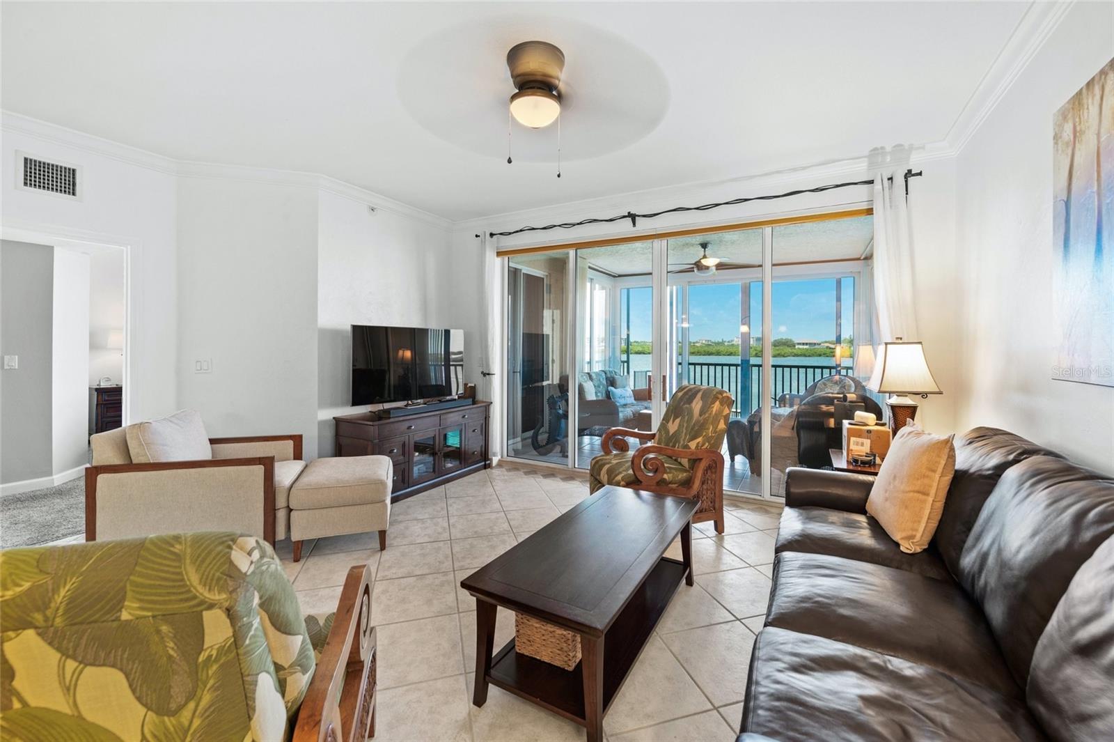 Image 7 of 40 For 1280 Dolphin Bay Way 204