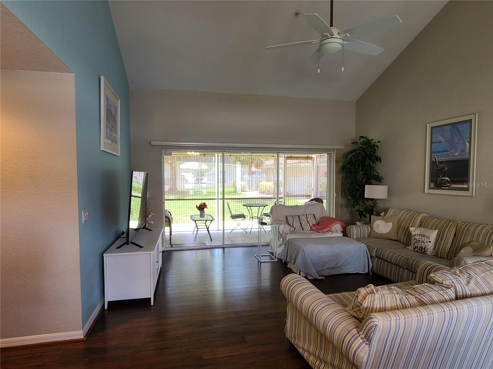 Image 11 of 25 For 7273 Cedar Hollow Circle 102